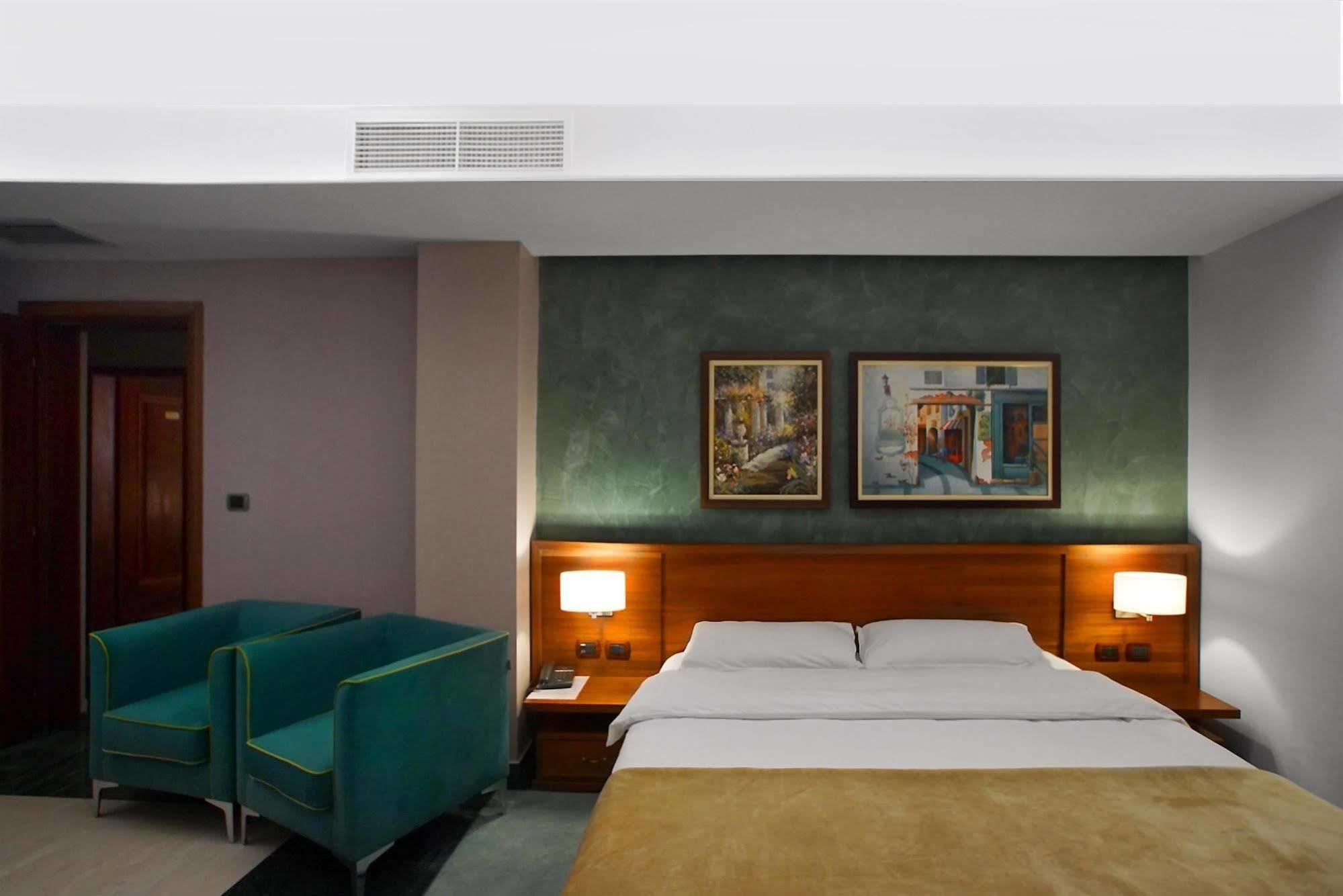 Hotel Nov Tirana