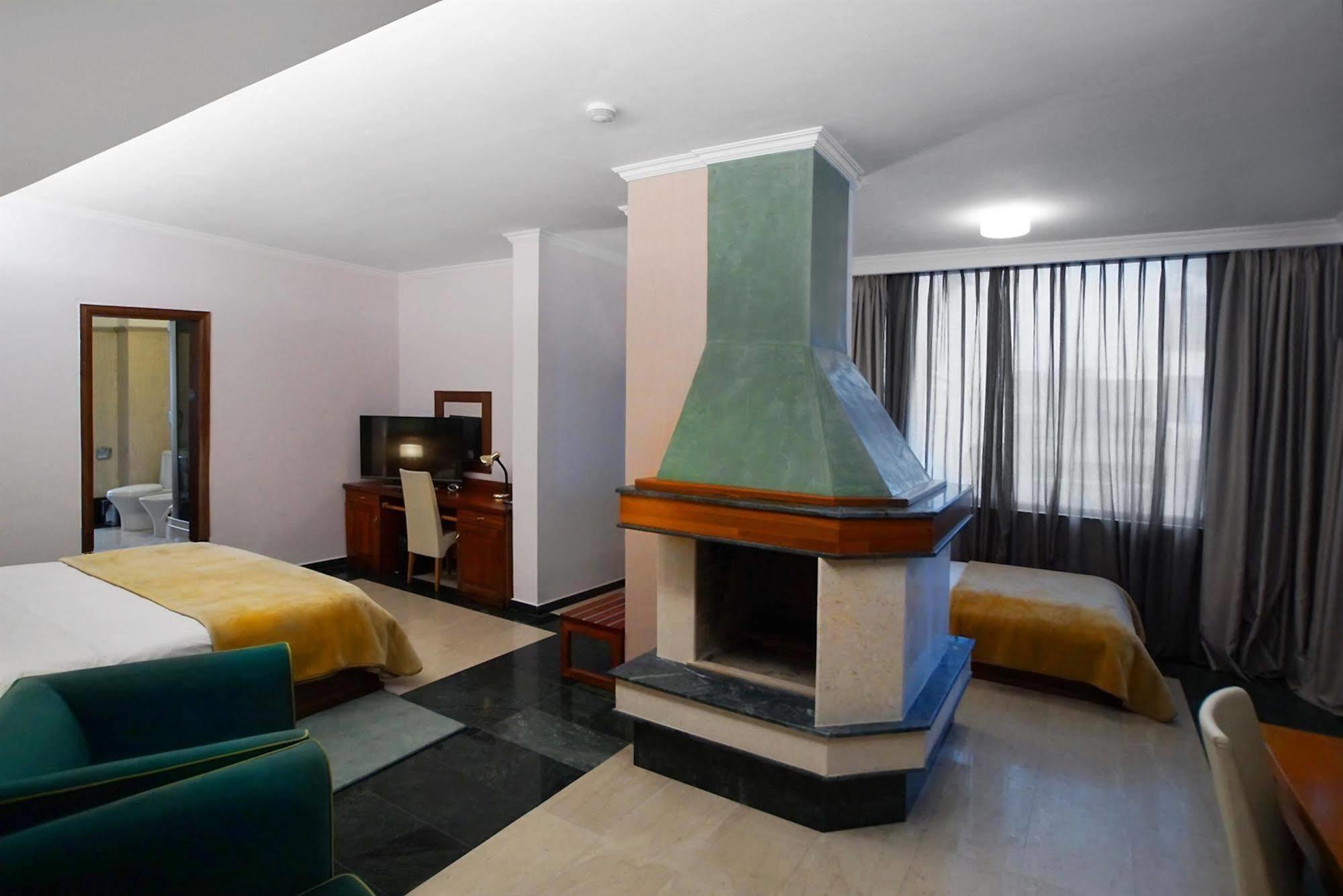 Hotel Nov Tirana