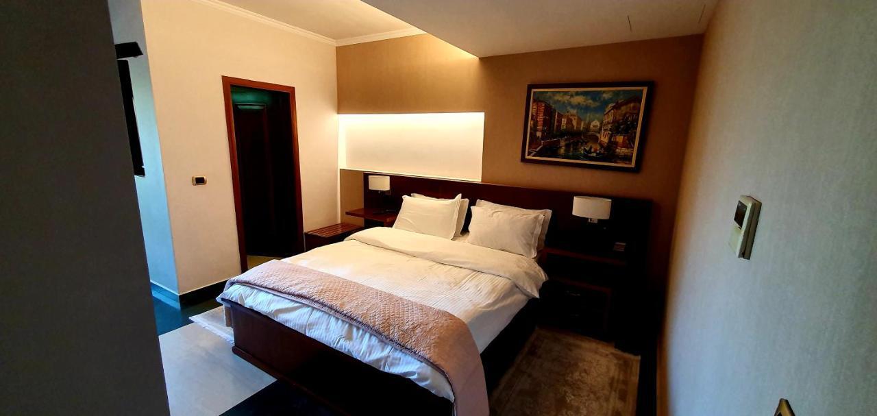 Hotel Nov 4*